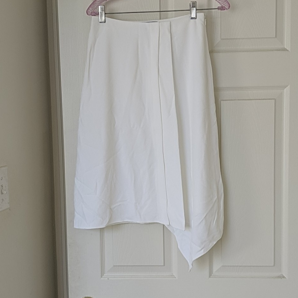 Limited white pleat Skirt sz 0